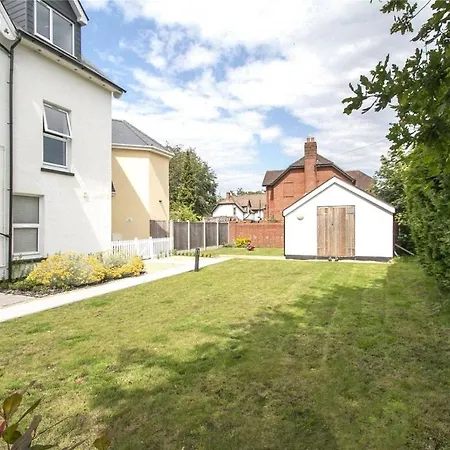 Holiday Home Near Train Station Bournemouth Exterior photo